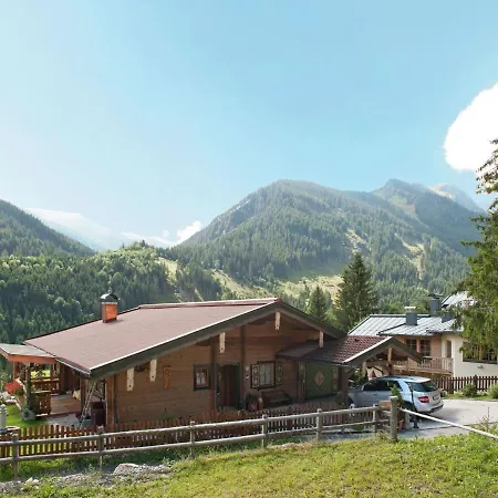 Chalet Holiday Chalet Hinterlengau 1 Saalbach-Hinterglemm